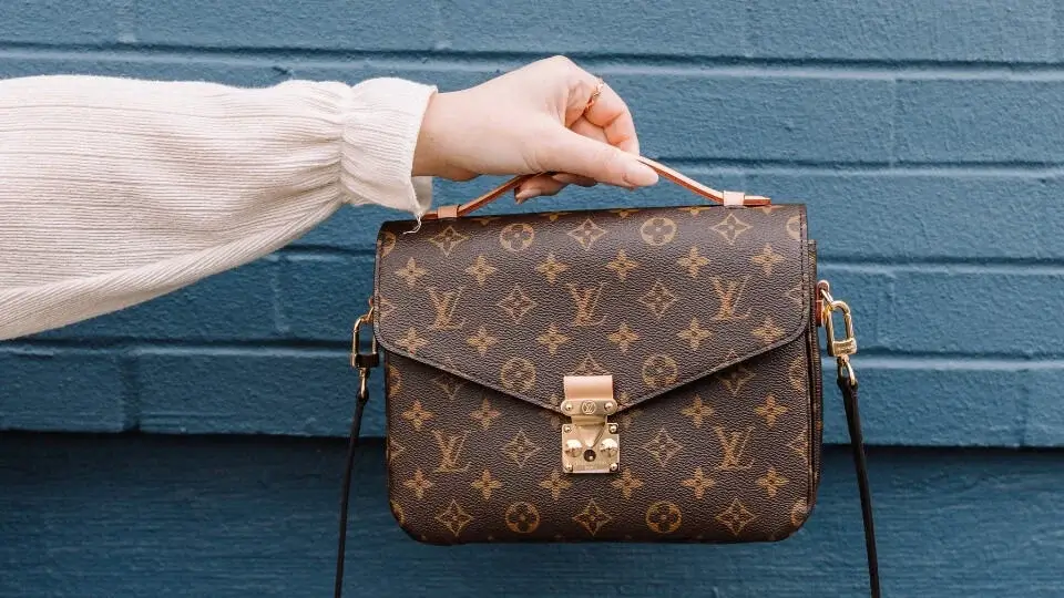 路易威登 ALLU 买家